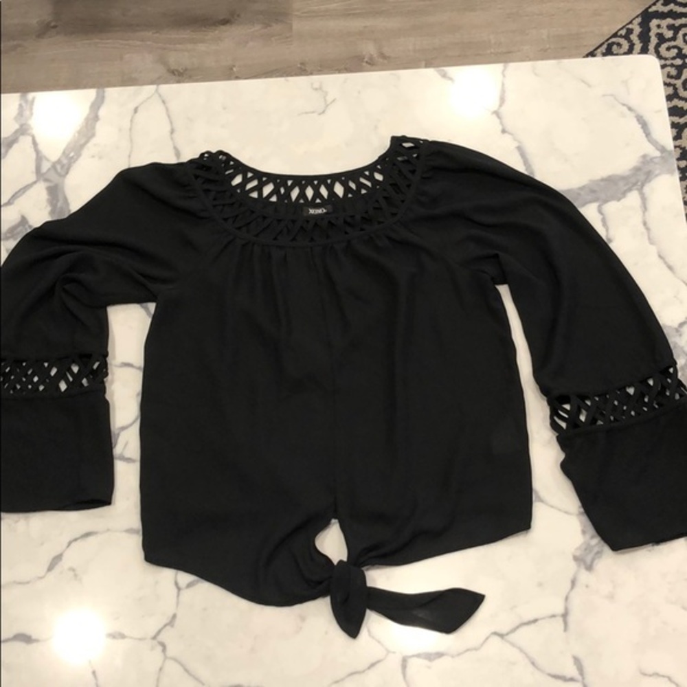 Xoxo blouse with ties sz S